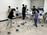 [에듀플러스]도쿄일렉트론코리아, 제2회 반도체 캠프 1일차 성료…참가한 초등학생 “반도체 공정 체험해 신기하고 재밌어요”