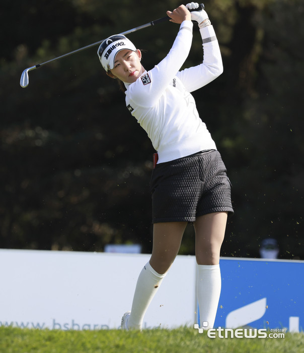 배소현, KLPGA 더헤븐 마스터즈에서 3차 연장 승리하며 두 번째 우승 달성