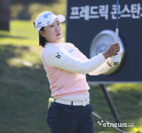 [포토] 안전하게 보내는 김해림