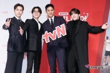 [포토] 세븐틴 버논-원규-민규-에스쿱스, 하이~텐션