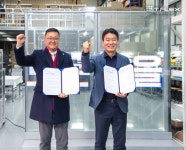 디바인앤테크, 제이솔루션과 투명LED 시장 선도 업무협약 체결