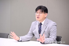 [데스크가 만났습니다] 이교모 플러스플랫폼 대표 “가계넘어 기업까지 혁신…종합 금융 중개 플랫폼으로”