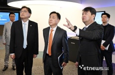 더존비즈온 찾은 강도현 과기2차관