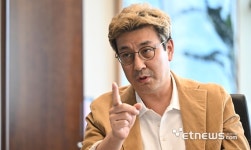 [데스크가만났습니다] 김영태 코레일유통 대표 “K-컬쳐와 빅데이터로 철도역사 변신은 진행 중”