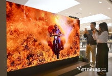 삼성전자, 북미에 114인치 마이크로 LED 출시…“초프리미엄 TV 시장 주도”