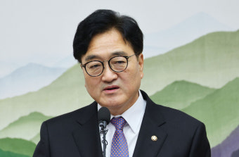 우원식 국회의장 “野, 방송법 강행 멈춰야”…정부·與엔 “공영방송 이사진 선임 중단”