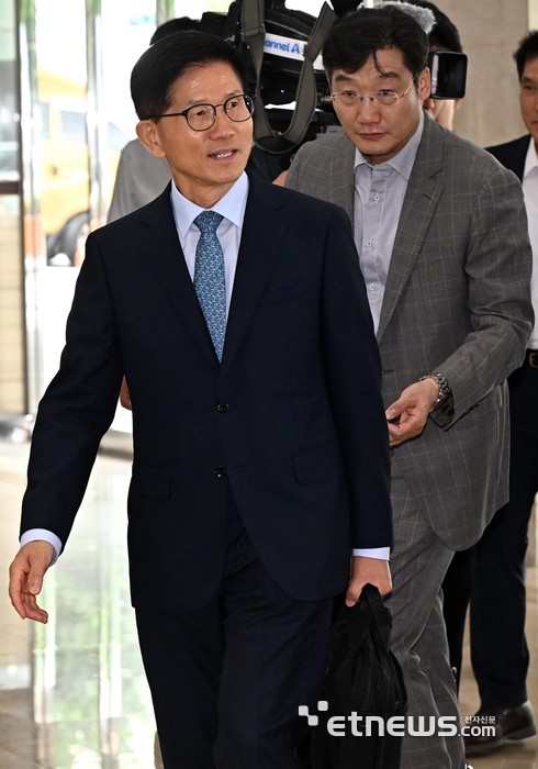 김문수 고용노동부 장관, 국회 대정부질문에서 퇴직금 연금 전환과 체불임금 감소 방안 발언