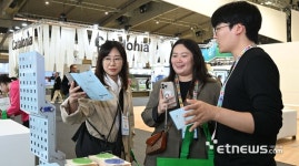 AI 수어 번역 솔루션 핸드사인톡톡