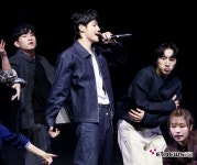 [ET현장] 제이비(JAY B) 첫 정규이자 내 음악의 분기점…열정적으로 활동하겠다