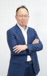 도우인시스 “폴더블폰 UTG 생산 확대…IT용도 준비”