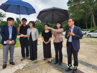 [우리동네 의정스토리]이인애 의원, 명현학교 놀이터 개선 위해 경기도교육청과 논의