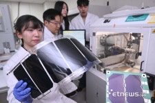 [포토] 차세대 고효율 우주항공용 태양광 모듈개발 박차