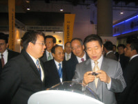 노대통령, 멕시코 한국상품전 한국부스 방문