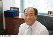 글로벌 퍼블리셔로 도약할 것...김영만 한빛소프트 회장