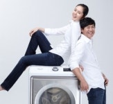 이승기 상대는 정우성 삼성·LG 가전 광고모델 2차전
