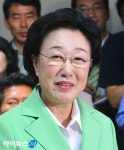 한명숙, 서울시장 재보선 불출마 선언