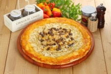 홈플러스, 프리미엄 피자 골든엣지 갈릭 출시