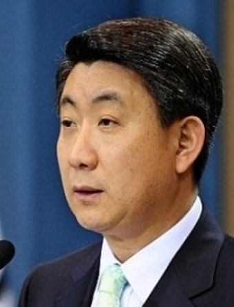 이동관 