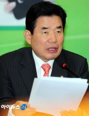 민주통합당, 김진표 공천 확정 논란일 듯