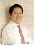 리홈쿠첸, 지주회사 체제로 전환