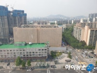 거래 뚝 서초 반포·잠원동 아파트 3년새 최대 10억 올라