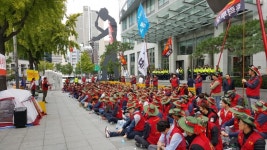 내우외환 JTI코리아…불매운동·노사분규 이중고