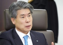 기업은행 윤종원 은행장, 29일부터 정상 출근한다