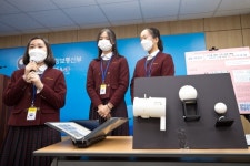 달 기울기 변화 실험장치 개발한 중학생들, 대통령상 수상