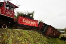 제주 에코랜드 37명 탑승 숲 관광체험용 기차 탈선 사고