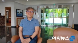 [인터뷰] 박성동 쎄트렉아이 의장 “국산화율보다 부가가치 높은 위성·서비스 개발 중요”