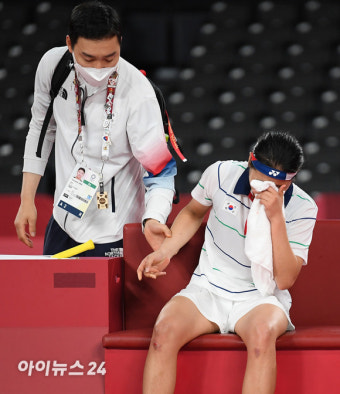 [올림픽포토]안세영, '눈물 흘리며 성장'