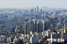 거래절벽 속 외면 나홀로 아파트…몸값 비싸졌다