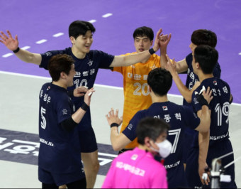 대한항공-KB손해보험전, 경기 향방 가른 1세트 분위기