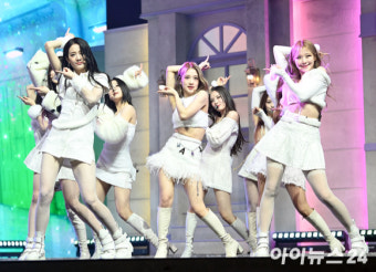 키움, 6일 LG전 걸그룹 프로미스나인 시구·시타 초청