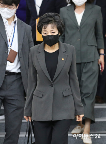 [포토]당정 정책협의회에서 모두발언 하는 박순애 부총리