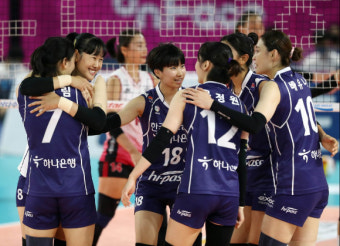 김세인·이예림 37점 합작 도로공사, 인삼공사 꺾고 준결승행