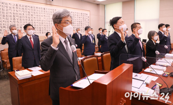 오세훈 시장, 민주당, 감사원을 정쟁 수단으로 활용 - 국정농단 비난