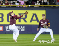 [포토]김휘집, 치명적인 포구 실책