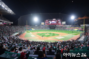 [KS]5차전도 매진…포스트시즌 9G 연속 만원관중