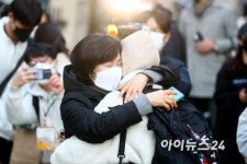 [기자가 직접 풀었다] 수능 국어 난이도 불수능은 면했다