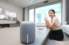 [특징주] 가온미디어, 기가지니 AI스피커 독점…KT 한국형 챗GPT 상반기 출시