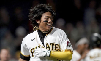 '3안타 3도루' MLB 피츠버그 배지환, 다저스 상대 제 몫