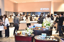 부산 동백상회, 5월 한 달간 전 품목 30% 할인 판매