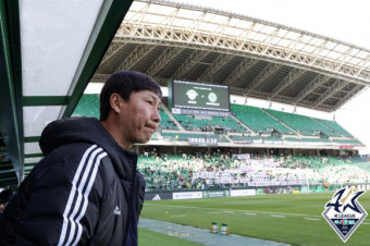 '15년 동행 마감' 전북 김상식 감독 자진사퇴…김두현 대행체