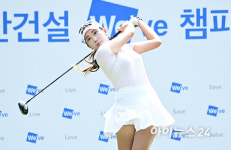 [포토]이수진3, 과감하게 공략한다