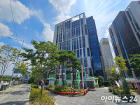 되는 곳은 된다…기지개 켜는 대형 빌딩 거래 시장