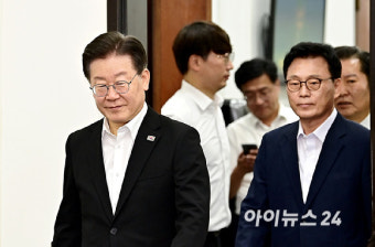 [포토]최고위 참석하는 이재명 대표