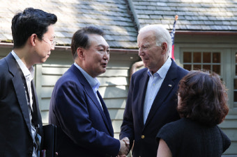 [尹 G20정상회의] 바이든과 3주 만 조우…