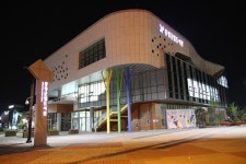 증평군립도서관, 대출 권수·주민 개방 확대