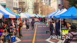 저렴해도 안가요 재래시장 대신 대형마트 찾는 소비자들